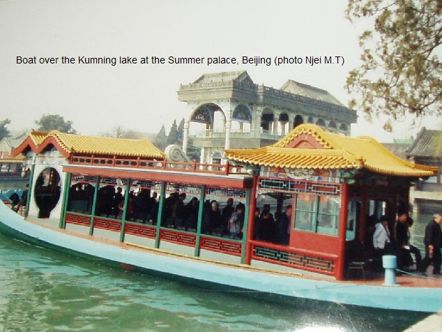 Boat at Summer palace (photo: Njei M.T)